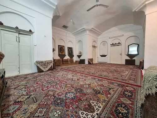تصویر 2 - اقامتگاه بومگردی عمارت بانو (اتاق سه دری) با صبحانه رایگان در یزد