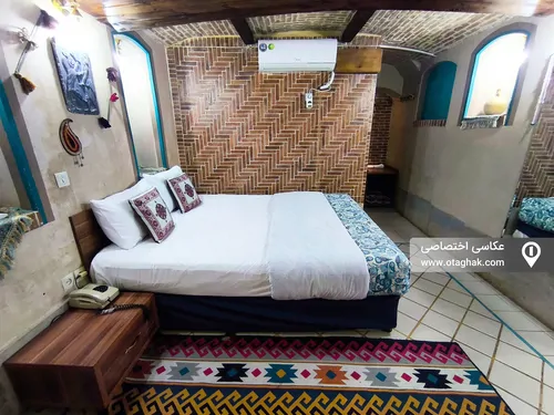تصویر 5 - اقامتگاه بوم‌گردی ماه منیر (اتاق شاهنشین) در  شیراز
