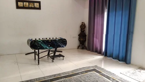 تصویر 5 - ویلا اقامتگاه با استخر سر پوشیده واطراف استخر باچمن مسنوعی پوشیده شده در  سهیلیه
