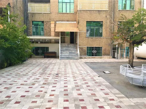تصویر 4 - مهمانسرا فرهنگ (اتاق سه نفره ۷) میدان انقلاب در تهران