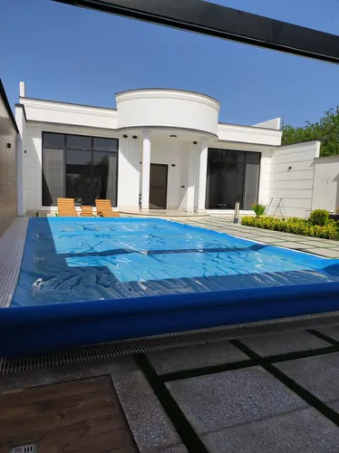 تصویر 2 - ویلا استخردار آبگرم وایت اند بلک در  کردان