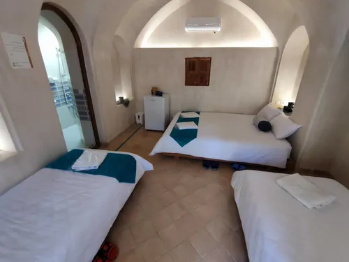 تصویر ۱ - هتل سنتی سرای طاقچشمه (اتاق همدم) در  آران و بیدگل