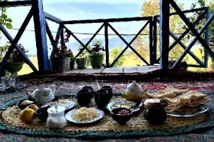تصویر 2 - اقامتگاه بوم‌گردی گلبند 2 در رودبار