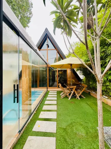 تصویر ۱ - کلبه استخردار آبگرم سرپوشیده ابرا (۲)  در  کردان