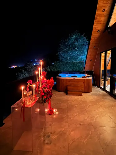 تصویر 32 - کلبه سوییسی آوان با جکوزی و صبحانه رایگان در  زیراب