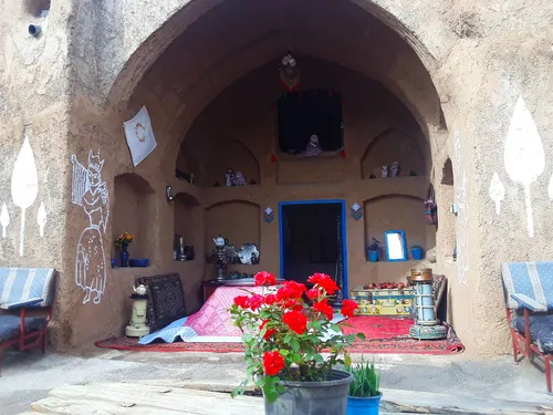 تصویر 9 - اقامتگاه بوم‌گردی خانه مادری(اتاق ارغوان) در  نجف آباد