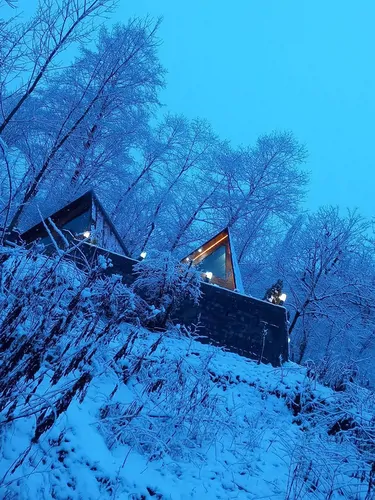 تصویر 20 - کلبه سوئیسی آرسین با جکوزی در  لفور