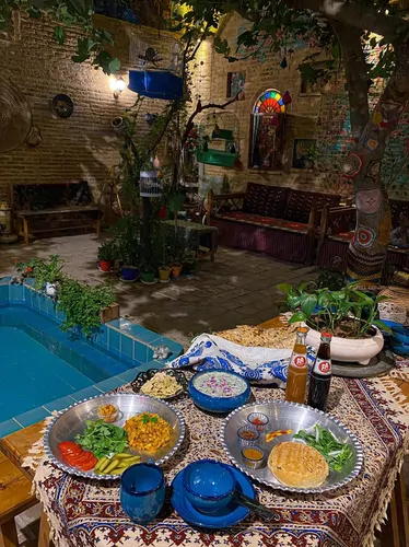 تصویر 12 - هتل سنتی ماه سلطان (اتاق گُهربانو) در  شیراز