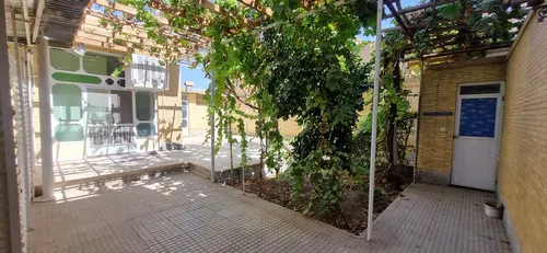 تصویر ۱ - خانه  سرسبز در  یزد
