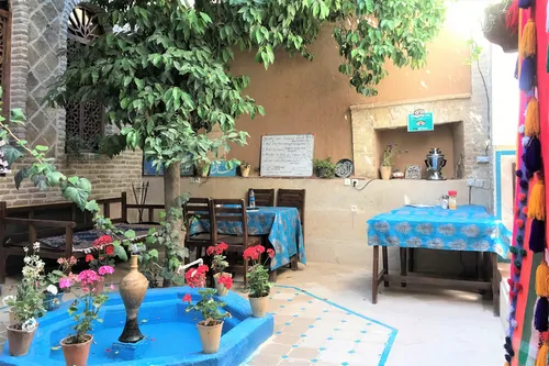 تصویر 2 - اقامتگاه بوم‌گردی گلستان راز (واحد0) در شیراز