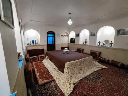 تصویر 1 - هتل سنتی خانه سمنانی ها (کرسی خانه) در  سمنان