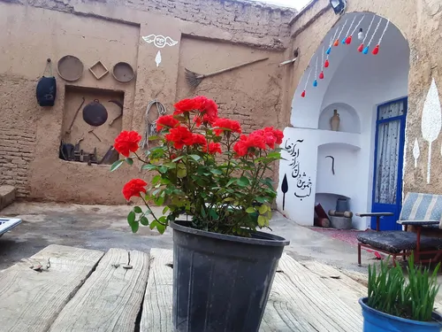 تصویر 10 - اقامتگاه بوم‌گردی خانه مادری(اتاق ارغوان) در  نجف آباد