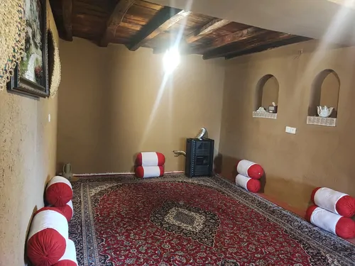 تصویر 2 - اقامتگاه بومگردی ماه تی تی (اتاق میچکا) با صبحانه رایگان در محمودآباد