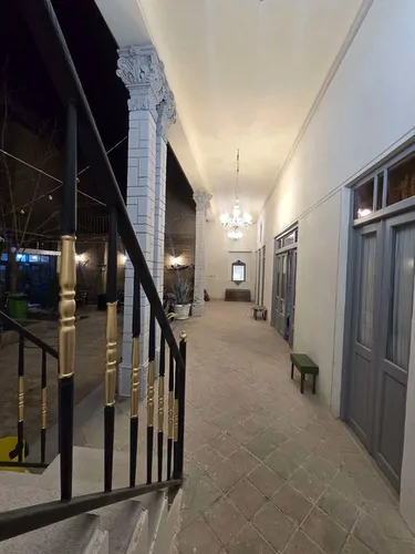 تصویر 8 - اقامتگاه بوم‌گردی چهارستون (نگارگری ۷) با صبحانه رایگان در  اصفهان