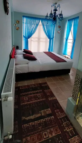 تصویر 3 - اقامتگاه بومگردی چهارستون (نگارگری ۷) در اصفهان