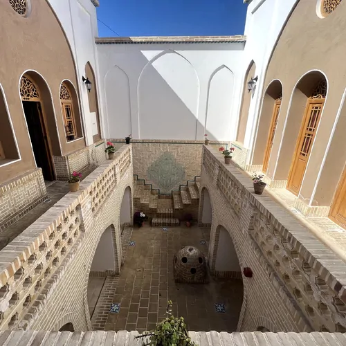 تصویر 8 - هتل سنتی سرای دلنواز (اتاق ماه سلطان) در  کاشان