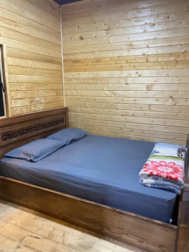 تصویر 7 - اقامتگاه بوم‌گردی با دیزاین چوب تاج محل تیرتاش در  گلوگاه