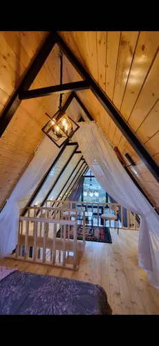 تصویر 4 - کلبه کلبه رهام با چشم اندازی زیبا روبه کوه وجنگل  در رامسر