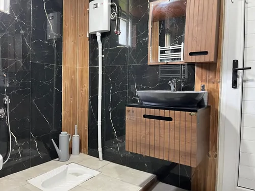 تصویر 29 - کلبه سوییسی خطیر با جکوزی در بابل کنار
