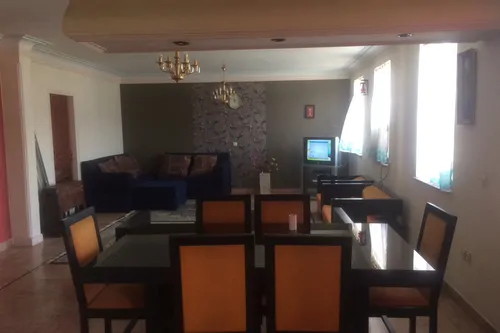 تصویر 2 - آپارتمان رضاخان بابا در رشت