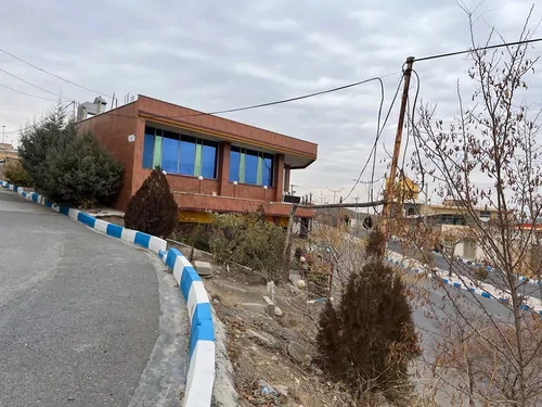 تصویر 9 - خانه بهنام در باغ بهادران
