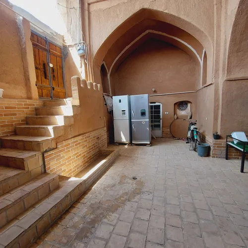 تصویر 19 - سوییت  شمس العماره (اتاق صد طاقچه) در  اردستان