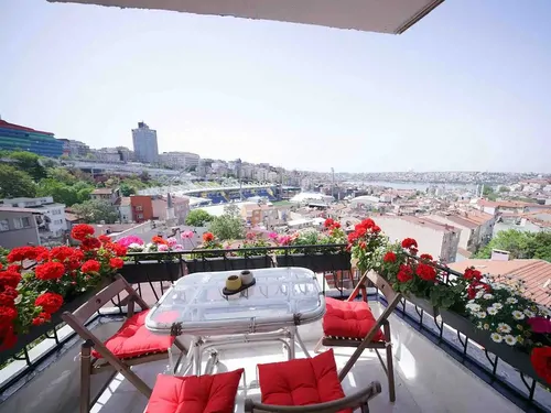 تصویر ۱ - آپارتمان  ویو شگفت انگلیز تکسیم در  استانبول