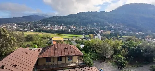 تصویر 16 - ویلا نقی در سریال پایتخت ۶ در  شیرگاه