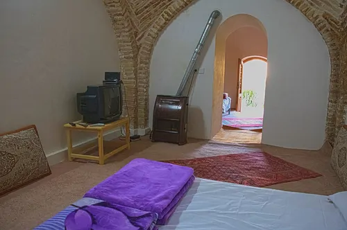 تصویر 3 - اقامتگاه بوم‌گردی شاه عباسی (VIP، اتاق 7) در  گرمسار