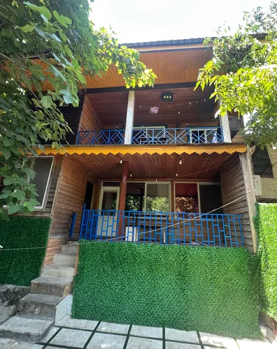 چوبی شالما (لب رودخانه)