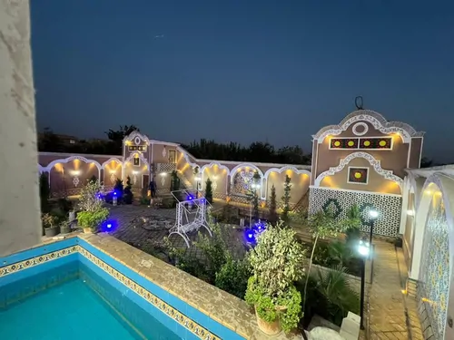 تصویر 2 - ویلا عمارت طاووس در زرین شهر