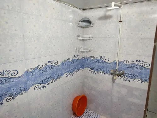 تصویر 16 - خانه زنبق در  قم