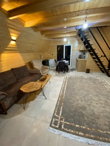 تصویر 4 - کلبه سوییسی لاره در  سوادکوه