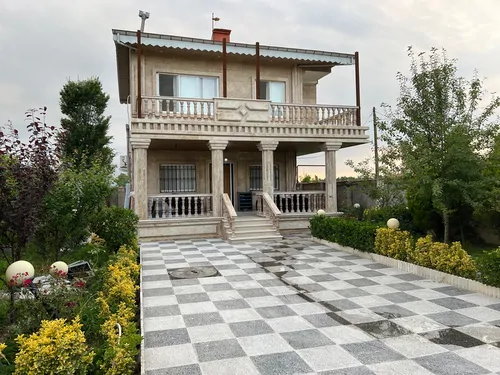 تصویر 2 - ویلا باراکان با فوتبالدستی در شفت