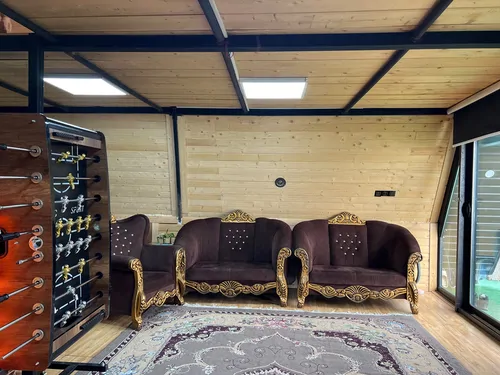 تصویر 3 - کلبه سوییسی قلعه کنگلو با فوتبال دستی در سوادکوه
