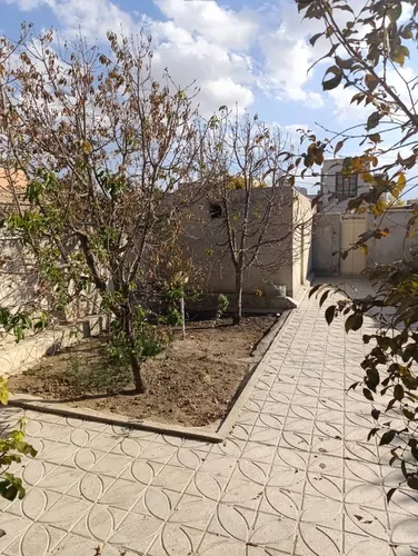 تصویر 11 - ویلا طلایی در نهاوند