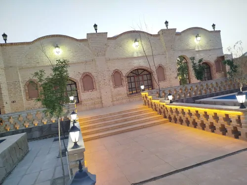 تصویر 4 - اقامتگاه بوم‌گردی اقامتگاه بومگردی ماهورا با معماری خاص و چشمگیر و دیدنی  در گرمسار