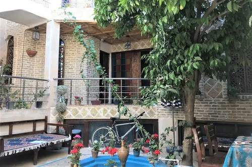 تصویر 2 - اقامتگاه بوم‌گردی گلستان راز (واحد4) در شیراز