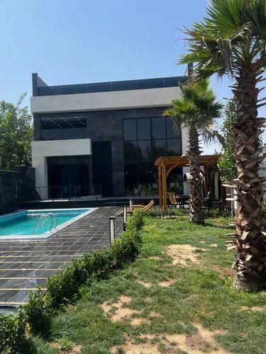 تصویر 2 - ویلا استخردار آبگرم مدرن (999) با جکوزی و فوتبال دستی در چهارباغ
