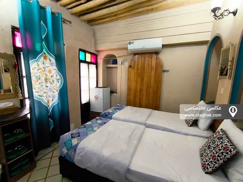 تصویر 8 - اقامتگاه بوم‌گردی ماه منیر (اتاق پنج دری) در  شیراز