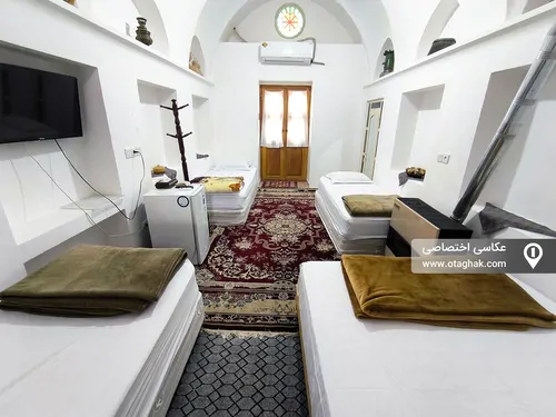 تصویر 5 - اقامتگاه بوم‌گردی خانه باغ تاریخی کیمیا (اتاق 4) در  کاشان