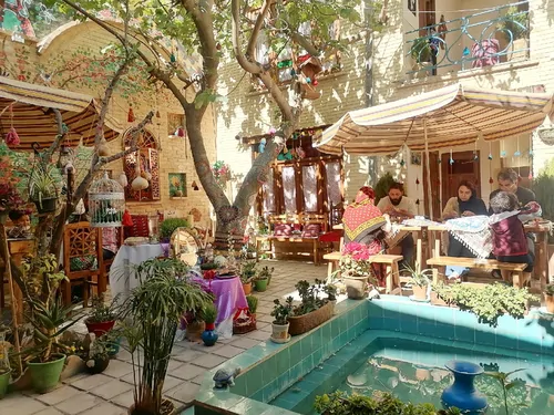 تصویر 10 - هتل سنتی ماه سلطان (اتاق گُهربانو) در  شیراز