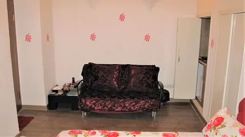 تصویر 3 - اقامتگاه بوم‌گردی خانه گل(رز)  در  شهمیرزاد