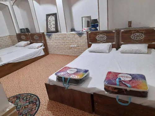 تصویر 3 - هتل سنتی اقامتگاه سنتی هزار دستان در آران و بیدگل