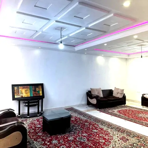 تصویر 2 - ویلا عمارت باغ مینو در شهریار