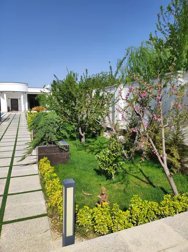 تصویر 19 - ویلا استخردار آبگرم وایت اند بلک در  کردان