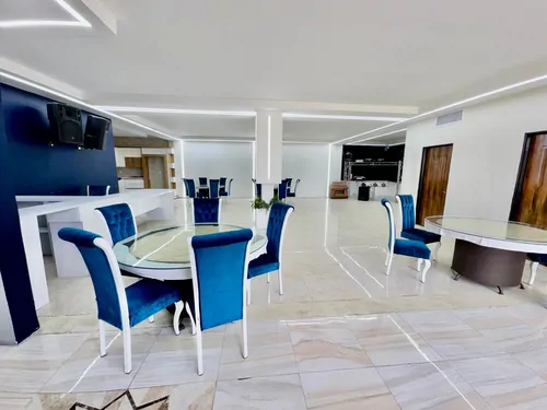 تصویر 10 - ویلا   استخر آبگرم عمارت والا در  چهارباغ