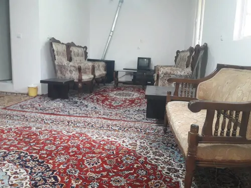 تصویر 2 - ویلا اقامتگاه جلال آل احمد اورازان در طالقان