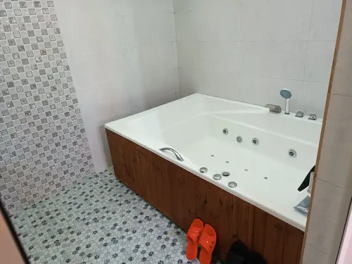 تصویر 14 - کلبه چوبی تی تی سا با جکوزی در  بابل کنار