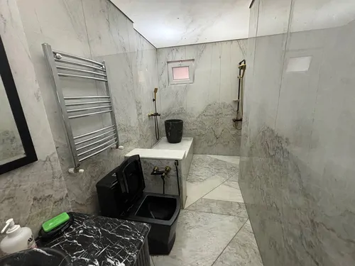 تصویر 31 - ویلا استخردار آبگرم لاکچری عمارت شیشه ای با جکوزی در رویان